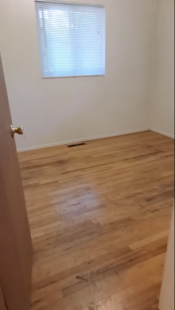 Bedroom (from doorway) - LGBT+ Friendly House close to WilVil - under 1k