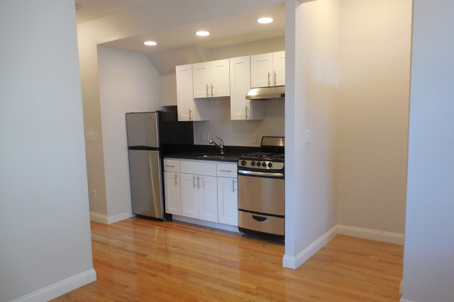 1 - SEPT 2026 – East Cambridge 2 Bed with Heat/HW, Laundry in Building! No Broker Fees Apartments