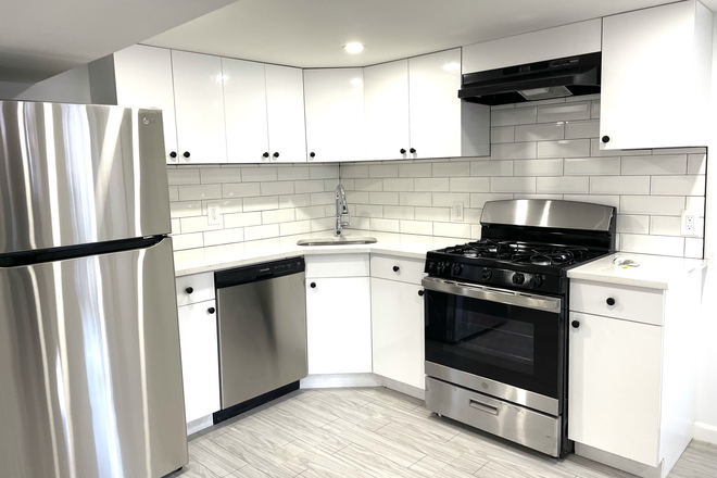 Stainless steel appliances - newly renovated 2 bedroom in private home queens with washer/dryer hookup