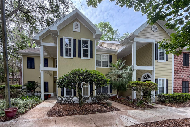  - 2/2 Condo in The Links @ Haile Plantation - available end of April!