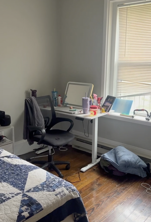 Bedroom 1 - Looking for 1 roomate for 3bd/1ba unit