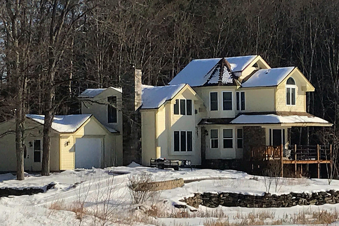 Front Elevation - 67 Acres, room, personal bath, all utilities, Washer_Dryer1/4 mile from neighbor