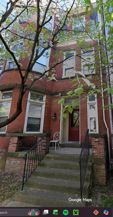 Front Exterior - 1115 Grove Ave