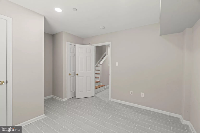 room-4 - 1433 West Norris St, PA 19121- Individual room available too -Lease from AUG2026 Apartments