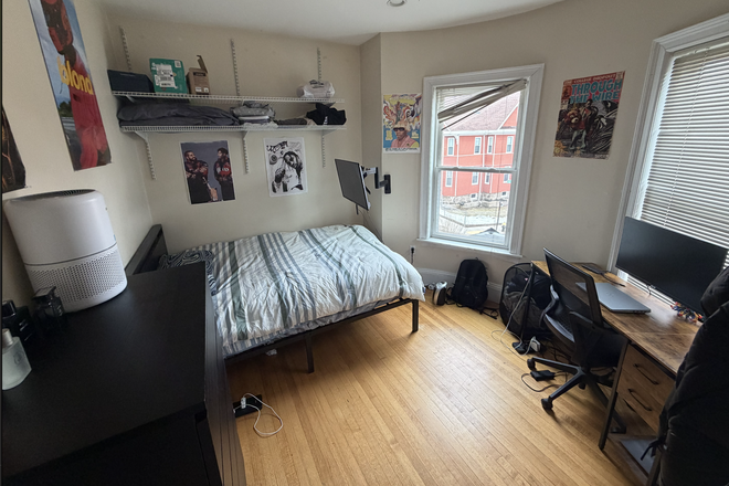 Bedroom - 70 Hillside Street(1 bedroom 1 bath), Mission Hill, Boston(5min Orange T, 15min walk to campus)