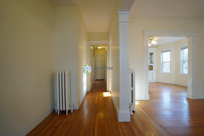 1 - AVAIL NOW! Sweet Porter Sq 2 bed! Easy Red Line. Pets Ok! Apartments