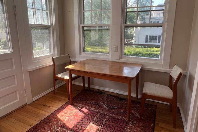 Entrance - Room for Rent - Great Natural Light House