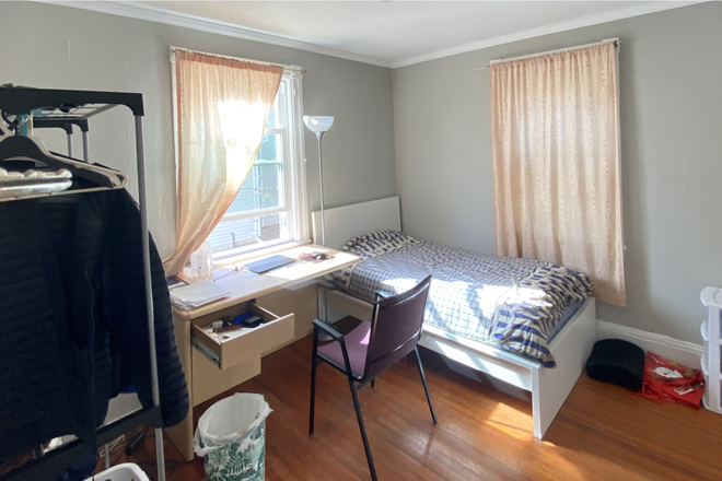 Bedroom - Room in shared apt-Mt Lucas Rd-Princeton