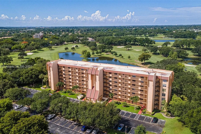 Aerial view - 2 blocks from NOVA - Rolling Hills Furnished Condo 5min from NSU