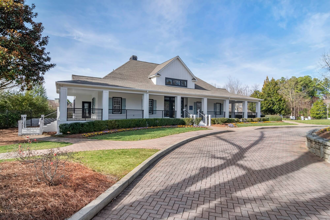 Old leasing office. It was recently rebuilt. Looks similar but nicer. - (1 room available) Bell Kennesaw Mountains 2bd/2bath Apartments