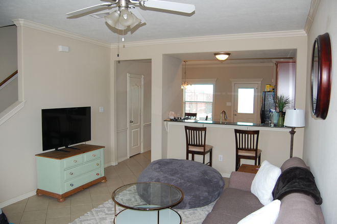 Living Room 2 - Beautiful Condominium in University Park