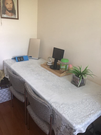 Inside bedroom - Beautiful bungalow in Toronto-Elegant Shared Space Townhome