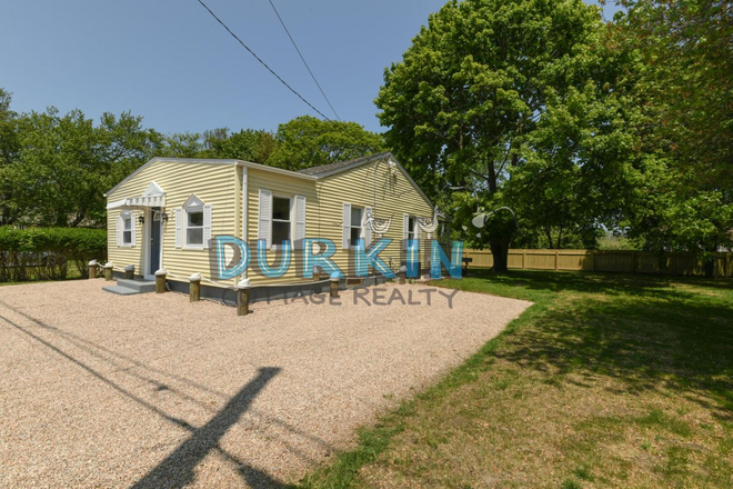 Front view - Looking for a roommate to fill a spot Spring 2026 semester