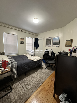 a - 3 bedrooms right across from Whole Foods. ***NO FEE Condo