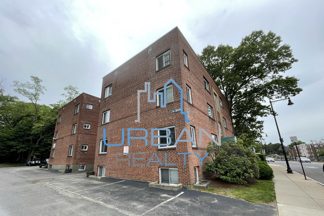EXTERIOR - **AUG 1/2025**LARGE 2 BED IN PERFECT LOCATION ** UPDATED KITCHEN AND BATH**HEAT & HOT WATER INCLUDED