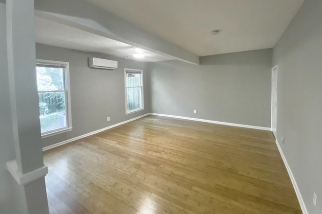 Living Room - Avondale Estates 1 Bedroom | 1 Bath Basement Apartment for Rent