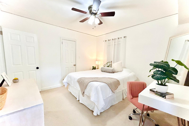 Bedroom - Private Room - Great Location - Well-Furnished - Marta Bus