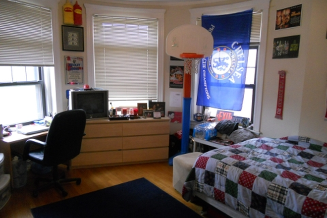 Photo - 1200 Beacon St Apartments