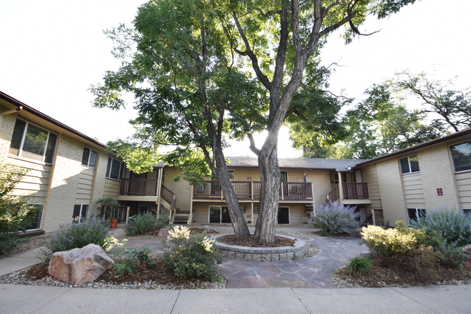 1920 19th - 1920 19th St. (2BR/1BA) Apartments