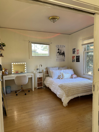 1st angle of bedroom - House on University & 9th