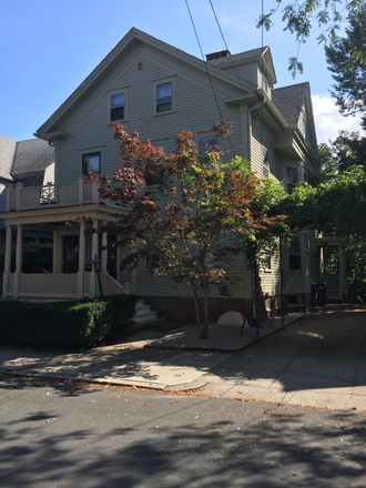 exterior - gorgeous 6 bed 4 bath ideal location Apartments