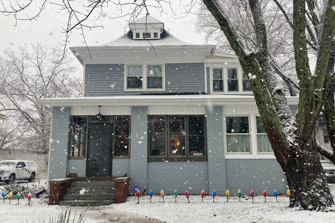 Outside Street View - Large Historic Home, close to busline, excellent condition