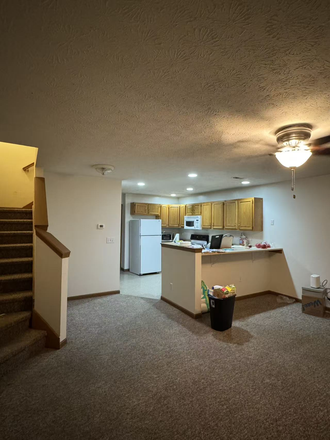 Living Room - Townhouse Sublease with Furniture
