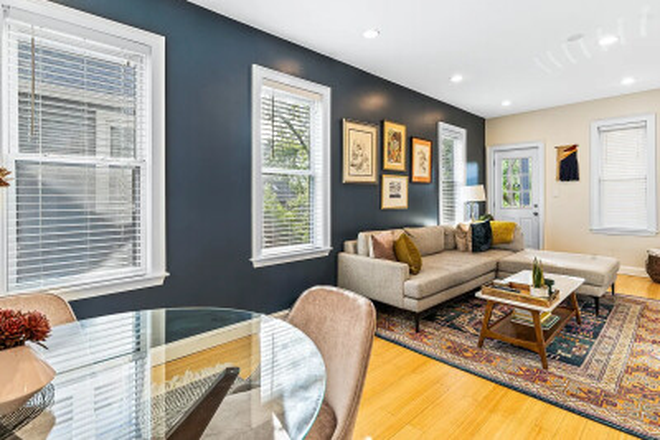 . - AVAIL NOW - Spacious 3-Bed, 2-Bath | Balcony, Parking | No Broker Fee