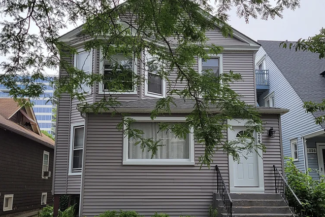 Outside of house - House near Northwestern campus