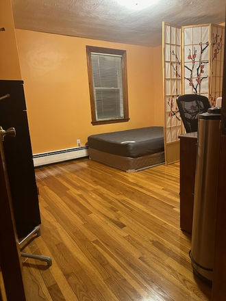 furnished room - 1 BEDROOM SHARED AVAILABLE $1000 LOOKING FOR ROOMMATE