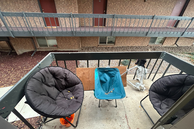 Balcony - University Townshouse Condominiums