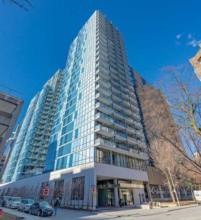 Outside Street View - Fully Furnished 2 Bedroom + Den Unit in the Financial District