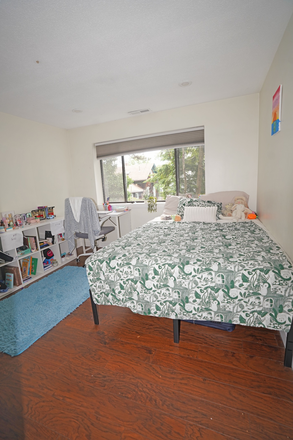 3rd Bedrm - Harvard Square Apartment -  Parking included