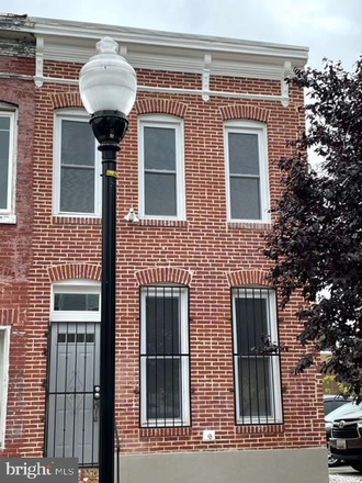 Front Entrance - Escape to our delightful house where comfort and convenience awaits!