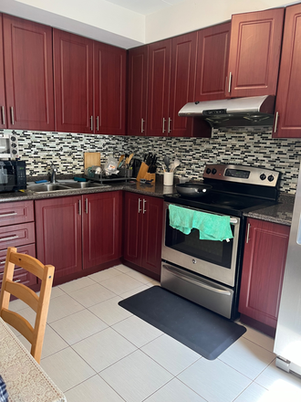 Kitchen - Dundas st w and Beverley st House