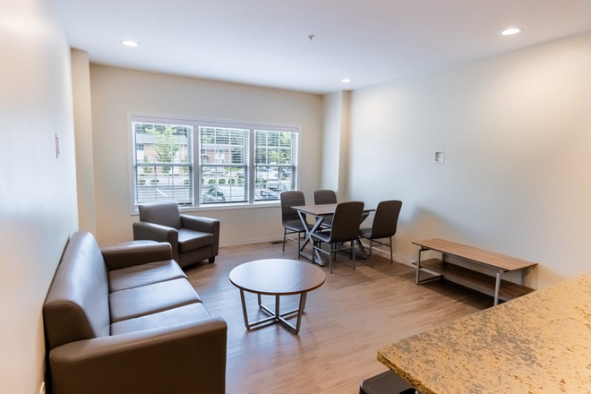 Living room - Tower Hill Landings Apartments