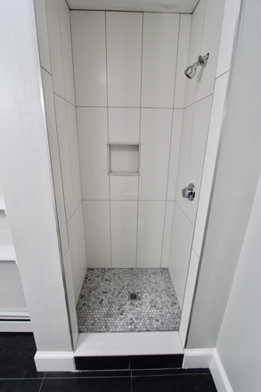 3 - August 2026, Fantastic 4 bed/2 bath,  Cats Friendly, Yard, No Fee Apartments