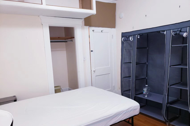 Roo. With deep closet and built-in shelves - In Packard's Corner, nr BU, T to NEU, Berkeley, Downtown Boston, Incl Heat/HW, In-unit Lau Apartments