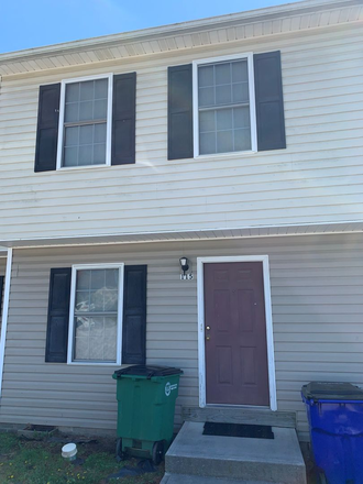  - 3 Bedroom 2.5 Bath Townhouse
