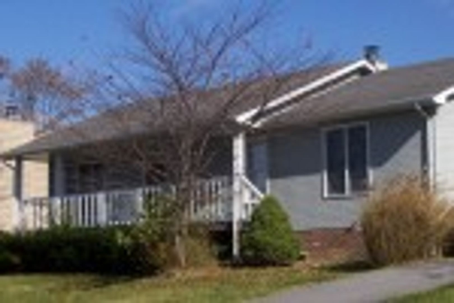  - 3 Bedroom 2 Bath House
