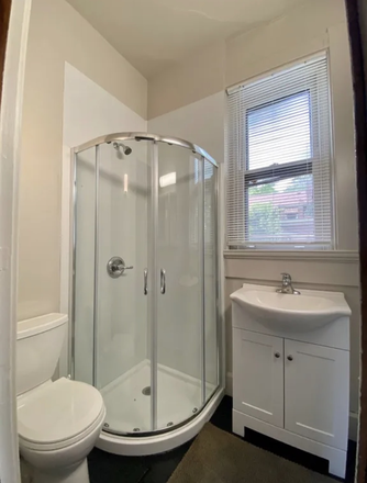 Bedroom - Room for sublease! (5 min walk to campus) Duplex