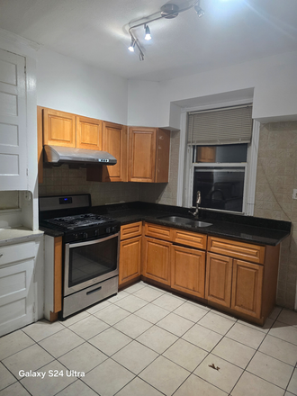 kitchen - Sunny Apartment in University City:Newly Renovated Interiors, quite, modern finishes, near campus,