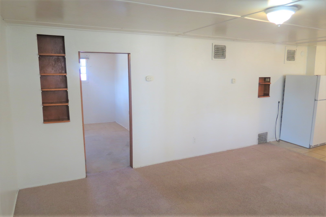 915 Broadway - 915 Broadway St. (1BR/ 1BA) Apartments