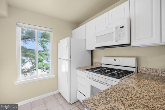 Kitchen - Furnished Condo, Quiet, For Rent