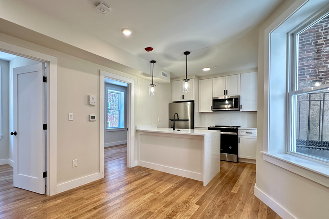 Call NOW for showings! 617-236-8600 - NORTH MARGIN ST - *NO FEE* LUXE BRAND NEW RNOVATD 2BR/1BA IN NORTH END FOR *9/1/2026* W/ IN UNIT W/D