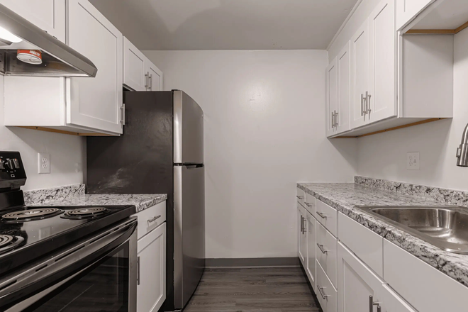 Kitchen - The Boulders Apartments