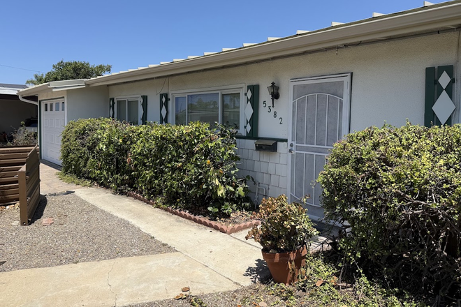 front of home - 3 Bedroom/1 Bathroom Home in Clairemont Pet Friendly