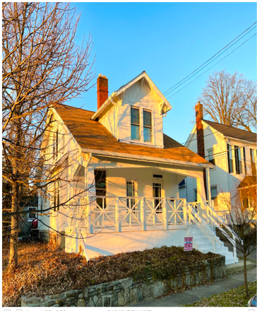 Front of house - 216 W Collins Street House