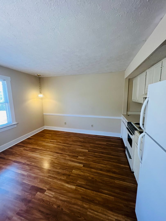 Photo - Auburn Hall Apartments