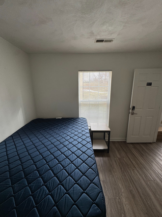 Bedroom - Collegiate Suites